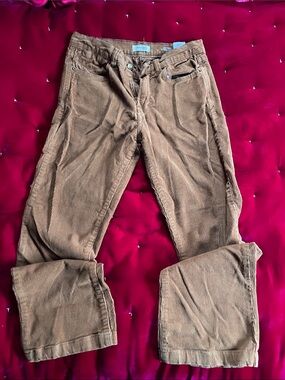 Kensie Women’s  Corduroy Pants in Brown